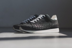 KRISVANASSCHE 2014 Spring/Summer Black Crocodile Pattern Low Sneakers