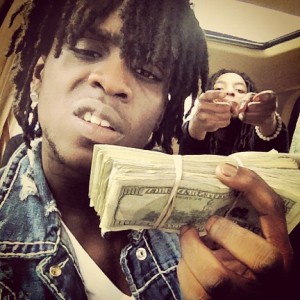 Chief-Keef-stacks-cash