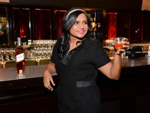 Mindy Kaling Toasts Guests with Johnnie Walker Platinum Label at The Mindy Project Wrap Party_9