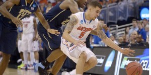 #MarchMadness – Chomp Chomp: The #1 Florida Gators Are The First To Advance To The Sweet After Defeating Pitt