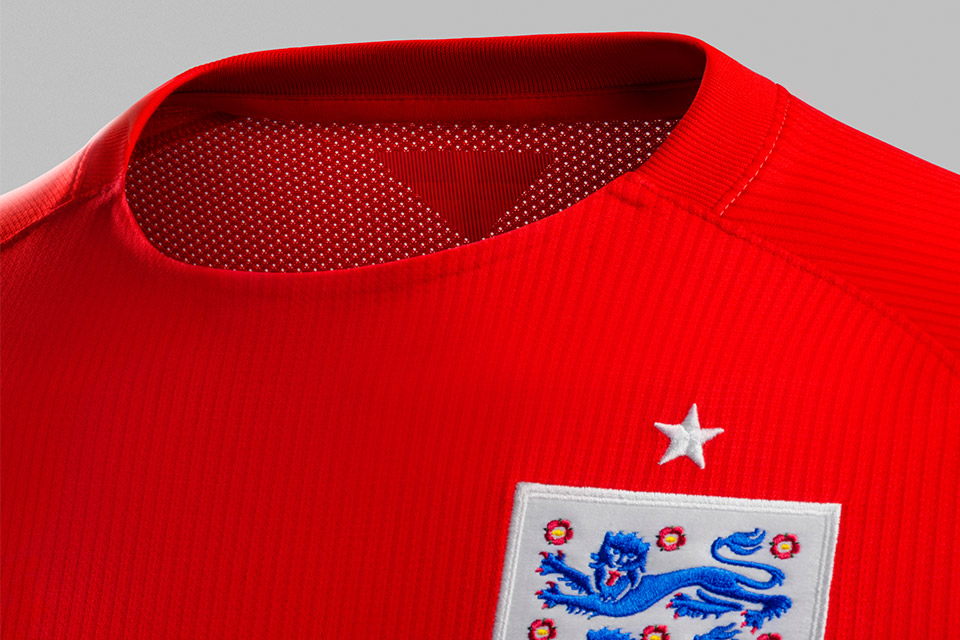 The Source Nike Reveals England Football Kit for 2014 World Cup Page