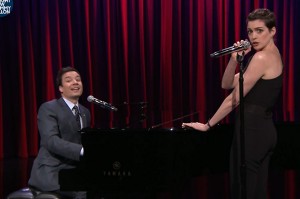 Hip Hop Takes Broadway! Anne Hathaway & Jimmy Fallon Cover “In Da Club,” “Gin & Juice” & More!