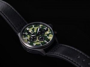 bscott-x-mstr-aviator-limited-edition-chronograph-watch-02-570x422