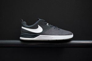nike-sb-project-ba-anthracite-white-1