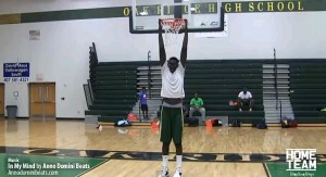 There’s A 7’5″ High School Basketball Player In Florida, Yes You Read That Correctly