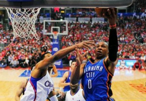Kevin Durant & Russell Westbrook Were Too Much For The Clippers To Handle In Game 3