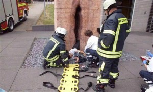 American Exchange Student Gets Trapped In Vagina Sculpture