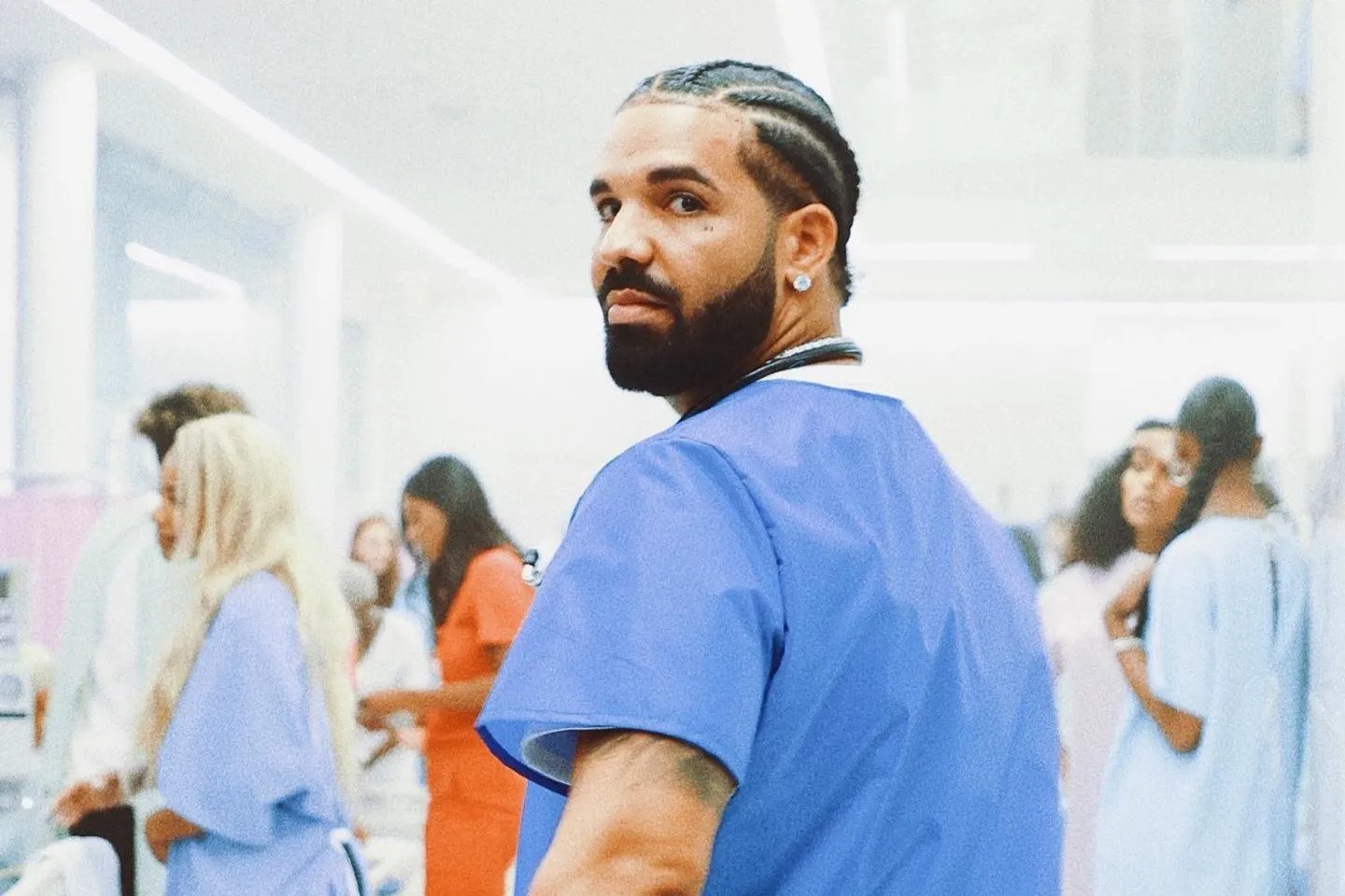 Rap Fans Suspect Drake Dissed Kanye West on “8AM in Charlotte”