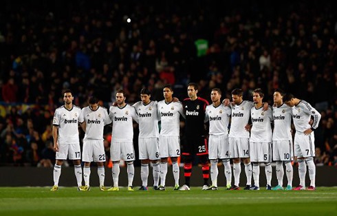 cristiano ronaldo 640 real madrid players lined up before barcelona vs real madrid in copa del rey semi finals in 2013