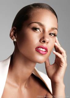 Her Source | Alicia Keys Is The Official Spokeswoman For Parfums Givenchy Fragrance