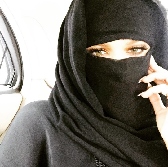 khloe niqab