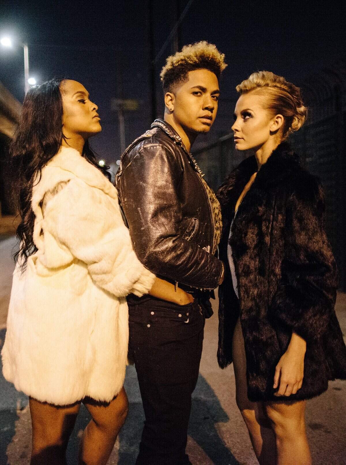 a black rockstar? reasn has entered the building