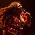 Lizzo Takes Part in Tik Tok Challenge by Eating Oreos and Mustard