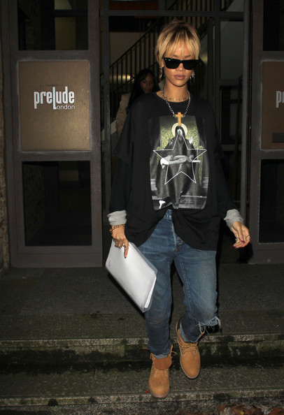 Rihanna out in london wearing Givenchy oversize printed t shirt black timberland boots