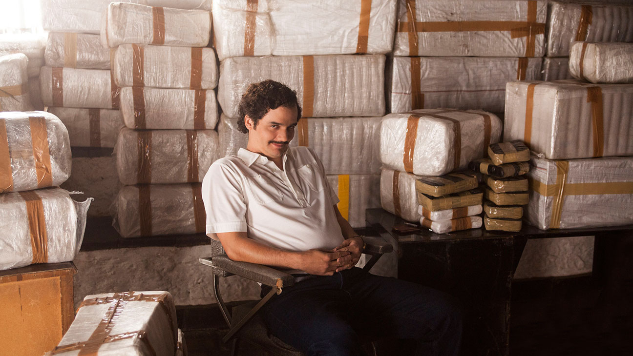 narcos still  h