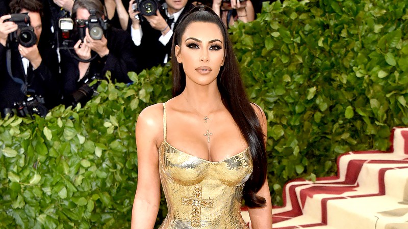 Kim Kardashian to be Honored at 'Fashion Oscars'