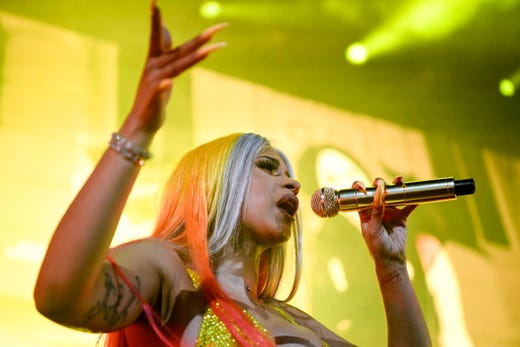 Cardi B Defends Female Rappers Using Ghostwriters Amid 'Act Up' Controversy