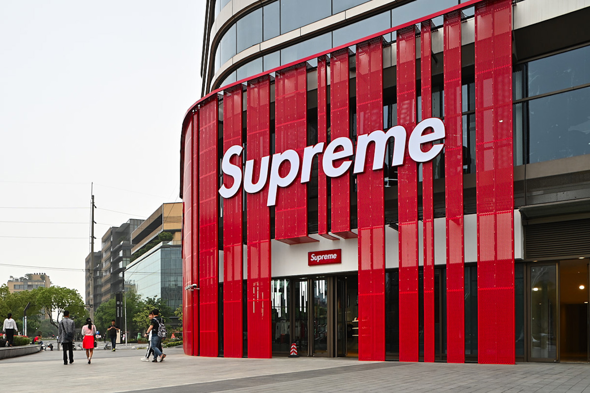 Supreme Italia Had Its Registered Trademarks in China Revoked - The Source