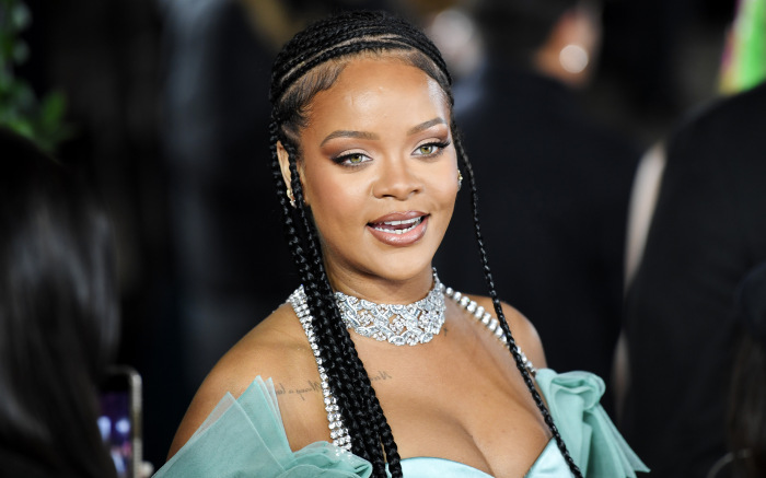 Rihanna Surpasses JAY-Z, The Beatles for Most Top 40 Hits With ...