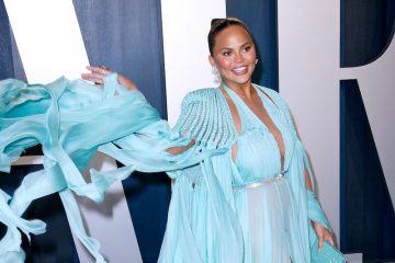 Pregnant Chrissy Teigen Hospitalized After Suffering 'Very Bad' Bleeding