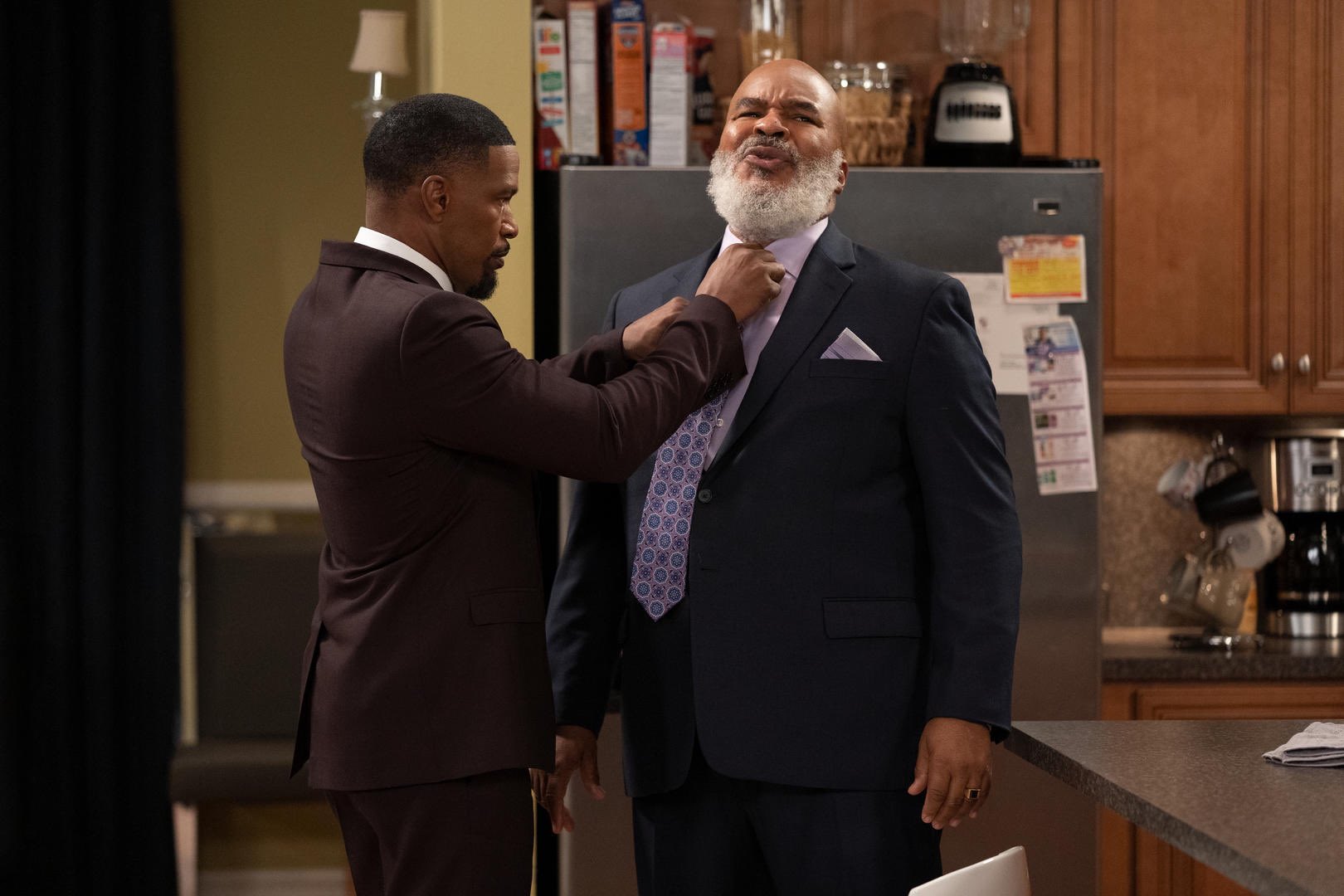 Watch Netflix Releases Trailer For Jamie Foxxs New Sitcom ‘dad Stop Embarrassing Me The 8589