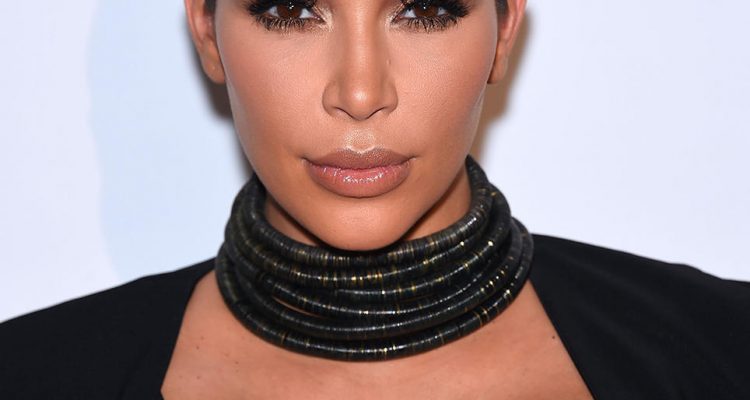 kim kardashian headshot 2015