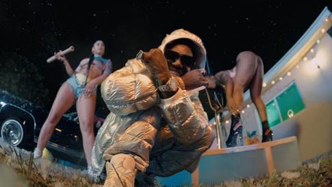 Bobby Fishscale Delivers New Video "Make It Snow"