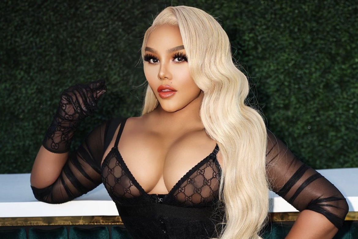 Lil Kim Turns Up The Heat in Savage X Fenty - The Source