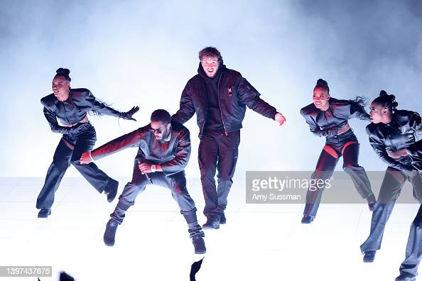 gettyimages 1397437675 594x594 1