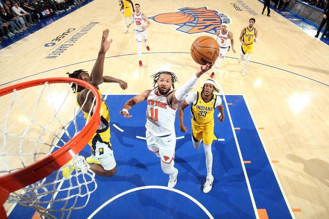SOURCE SPORTS: Jalen Brunson Explodes, Knicks Take Game 1 Over Pacers