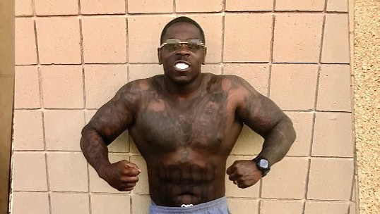 Casanova Shares New Picture From Prison: 'Health is Wealth'