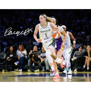 Paige Bueckers Signs Exclusive Memorabilia Deal with Fanatics