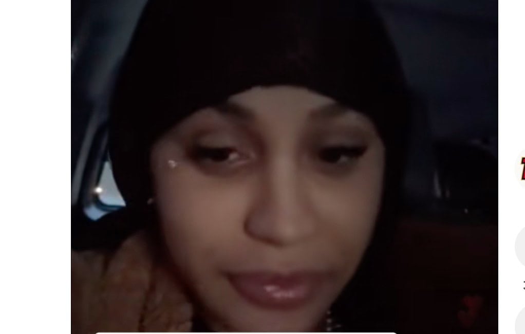 Cardi B Sets The Record Straight After Fans Guess Her Newborn Son’s Name Wrong